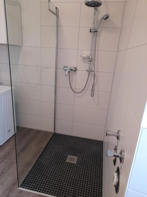 Ferienwohnung Am Geysirzentrum Andernach Exterior foto